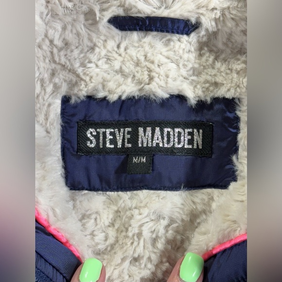 Steve Madden Quilted Coat - Picture 7 of 9